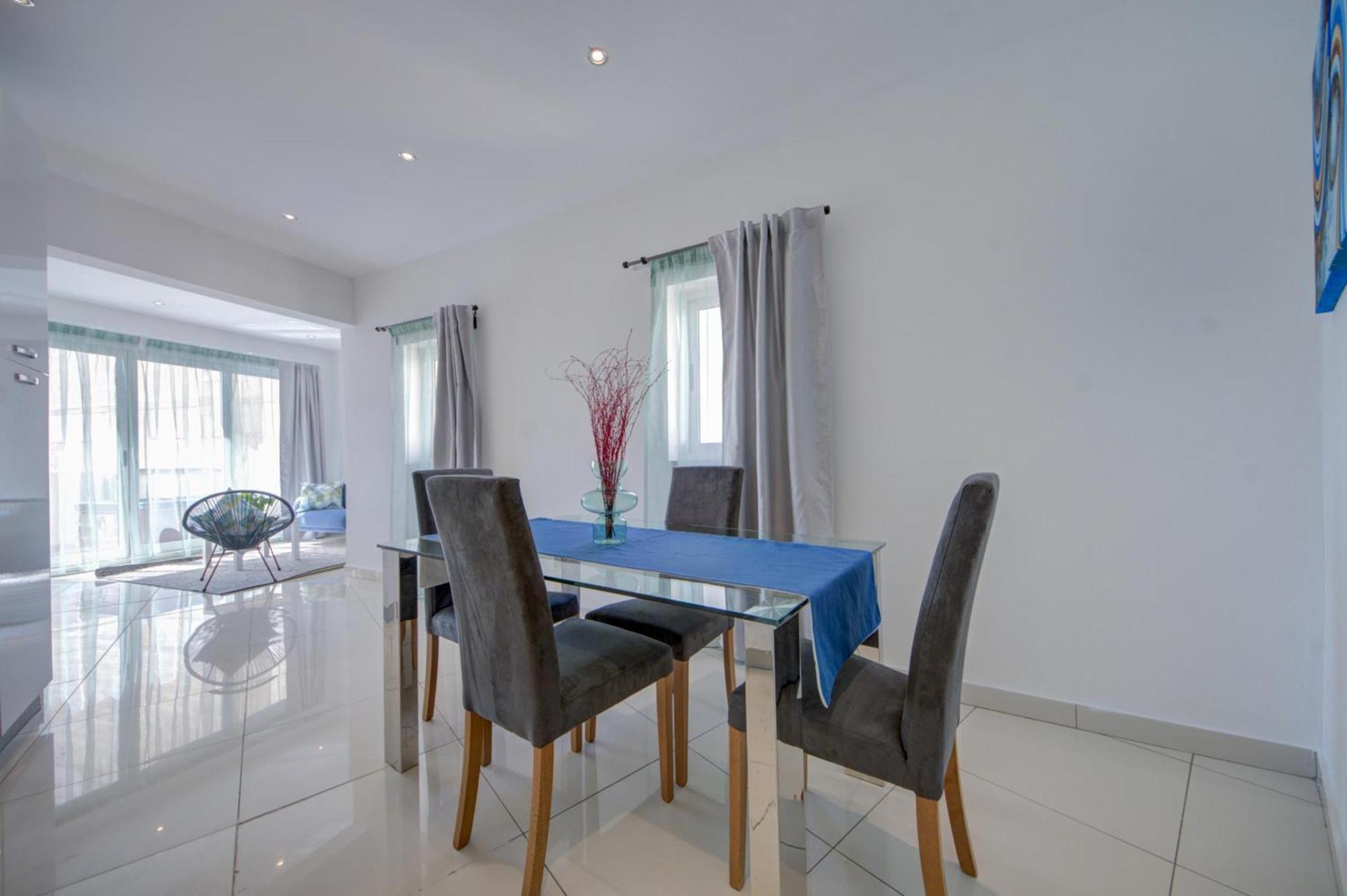 Sapphire Residences - Sliema 2 Bedroom Apartments With Views By Shortletsmalta ภายนอก รูปภาพ