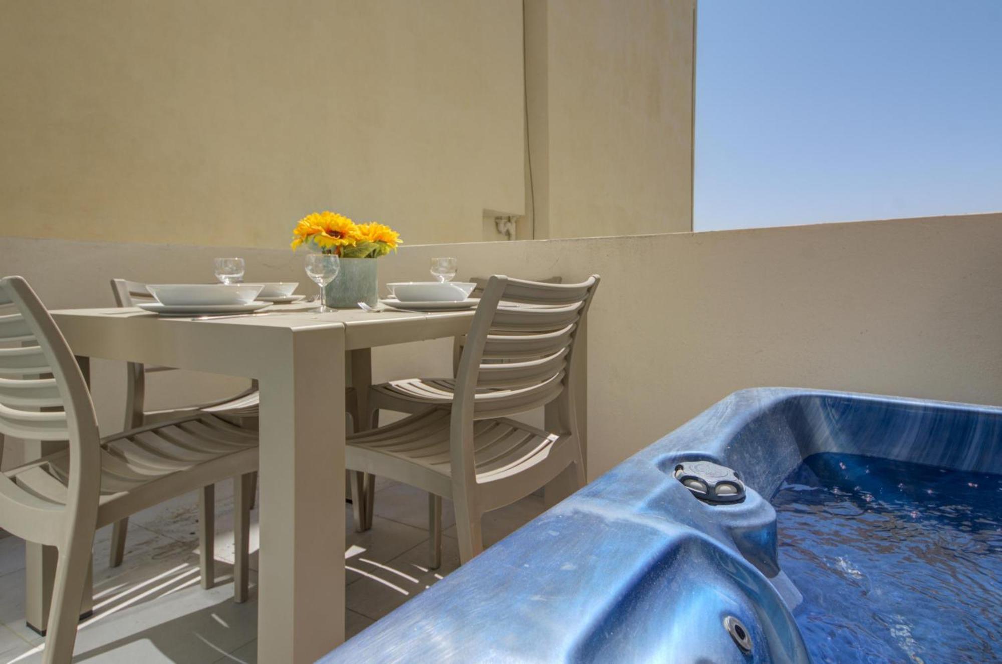 Sapphire Residences - Sliema 2 Bedroom Apartments With Views By Shortletsmalta ภายนอก รูปภาพ