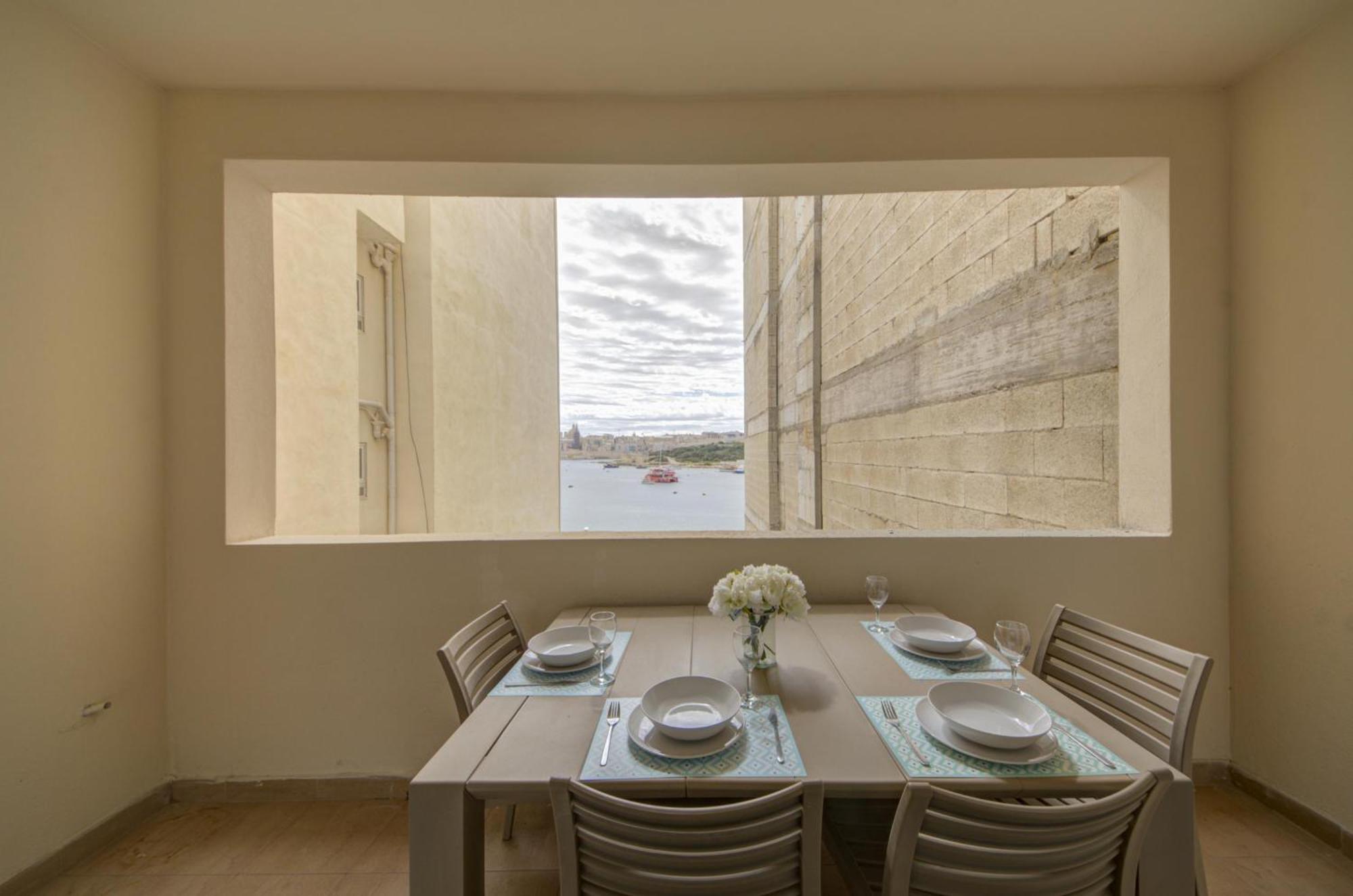 Sapphire Residences - Sliema 2 Bedroom Apartments With Views By Shortletsmalta ภายนอก รูปภาพ